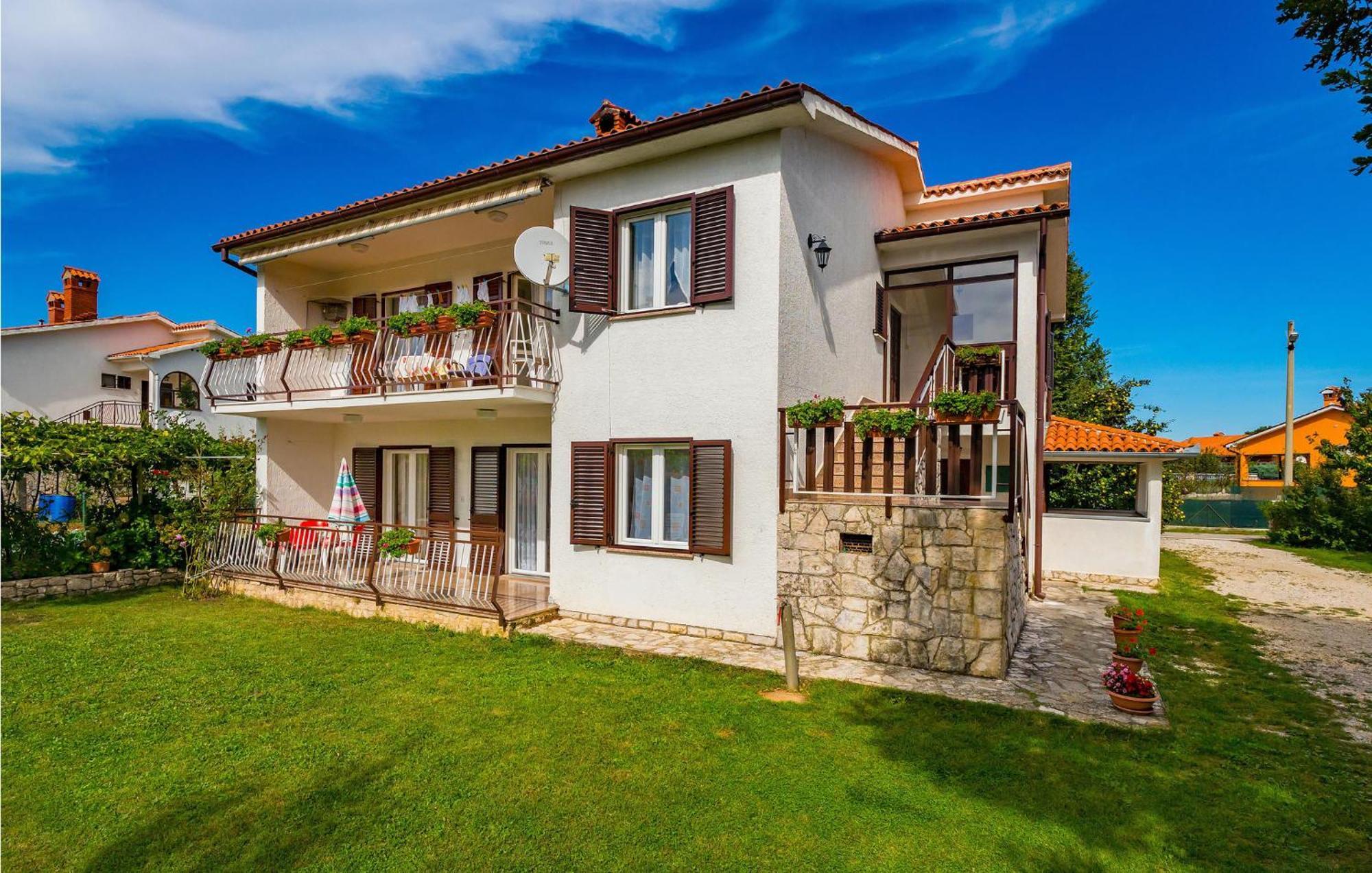 Awesome Apartment In Labin With Wifi Raša المظهر الخارجي الصورة